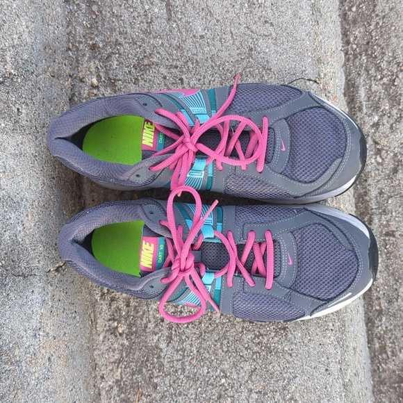NIKE Running  Dart 10 size 11 Womens - Picture 2 of 4